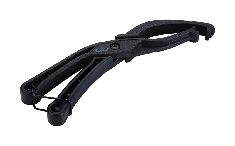 BBB EasyTire Fitting Tool in Black