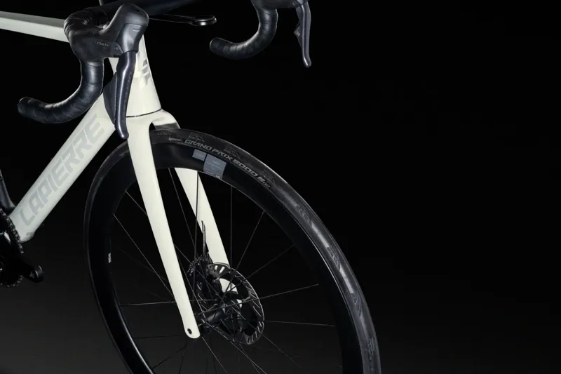 Lapierre Xelius DRS 8.0 Performance Road Bike in White-2