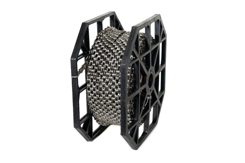 KMC Z1 Wide EPT 50m Single Speed Chain w/40 Chain Links in Silver